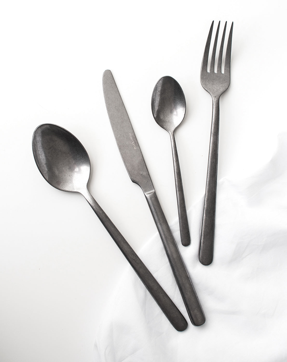 Eternum Eternum Bestickset Nardo Vintage 16 delar-Holykitchen