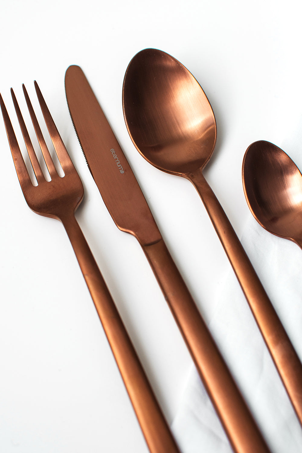 Eternum Eternum Bestickset Nardo Koppar 16 delar-Holykitchen