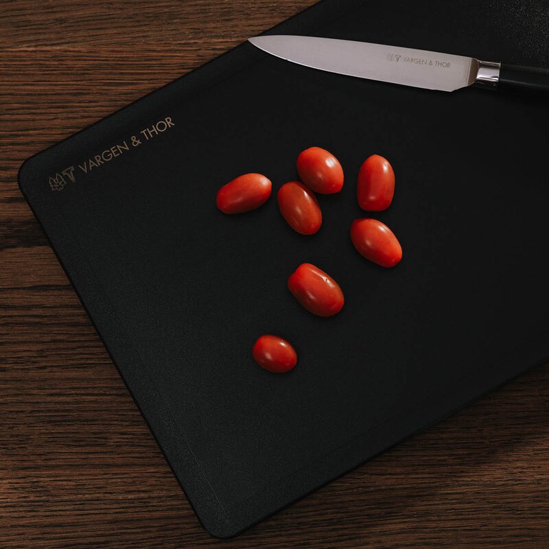 Vargen & Thor Brädan skärbräda 35x25 cm svart-Holykitchen