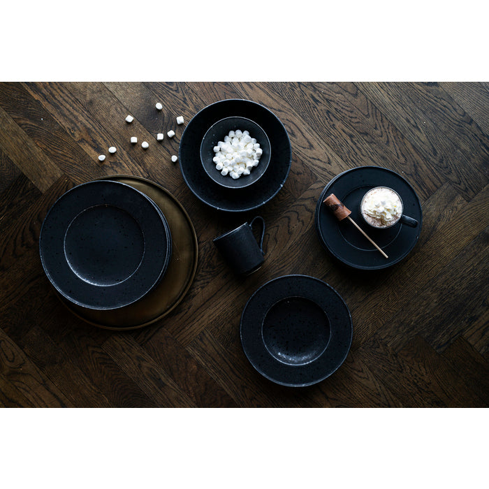 Modern House Black Satin Djup tallrik 27 cm-Holykitchen