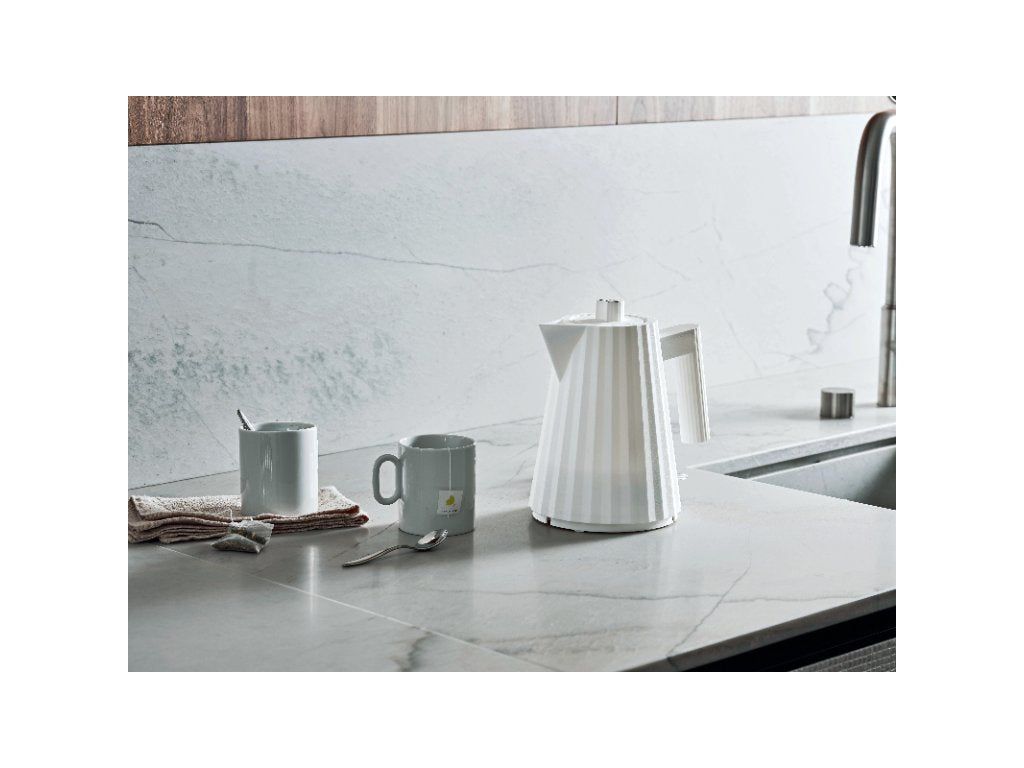 Alessi Elektrisk vattenkokare PLISSE 1 l, vit