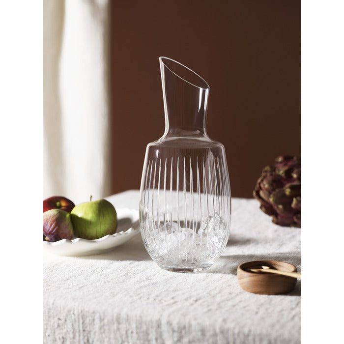 Magnor Alba Fine Line karaff för vin och vatten 1,25 l-Holykitchen