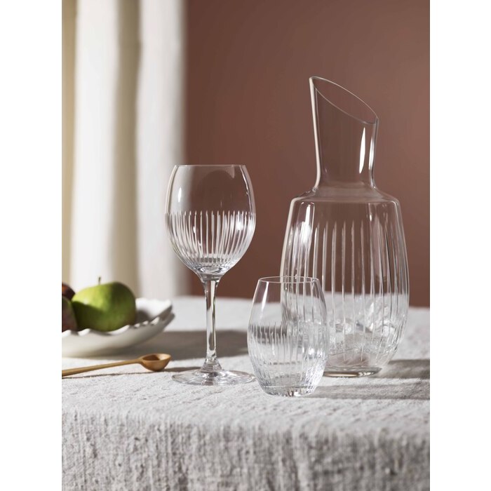 Magnor Alba Fine Line karaff för vin och vatten 1,25 l-Holykitchen