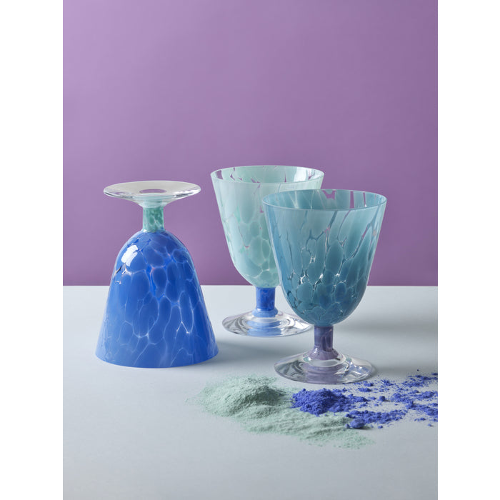 Magnor Jubalong Konstglas turkos med lila fot 26 cl-Holykitchen