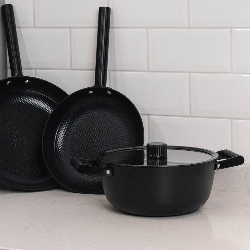 Vargen & Thor Aska gjutjärnsgryta 3,5 L svart-Holykitchen