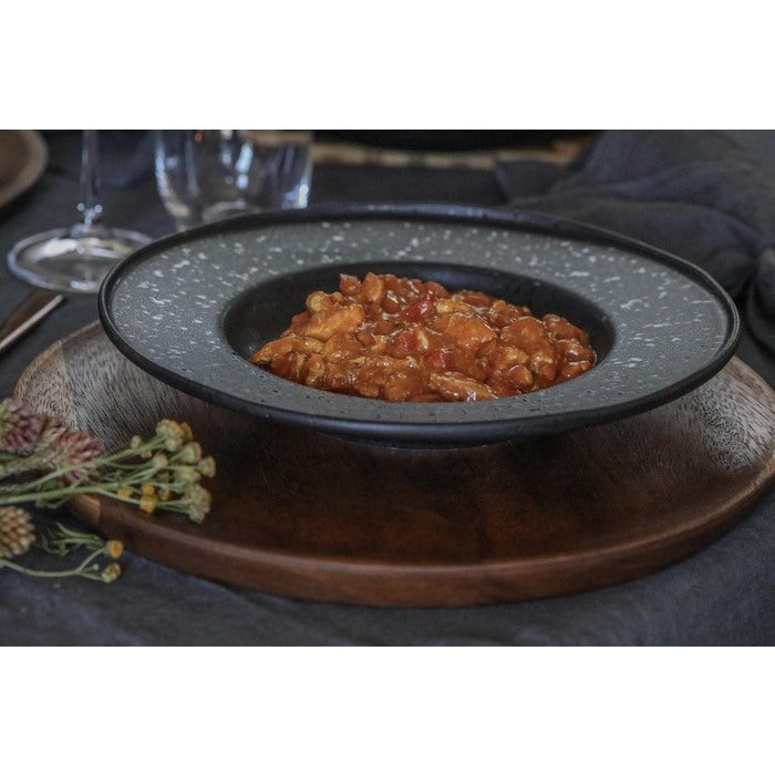 Modern House Black Satin Djup tallrik 27 cm-Holykitchen