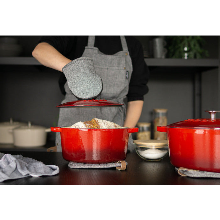 Sabor Gjutjärnsgryta 4,4 L röd-Holykitchen