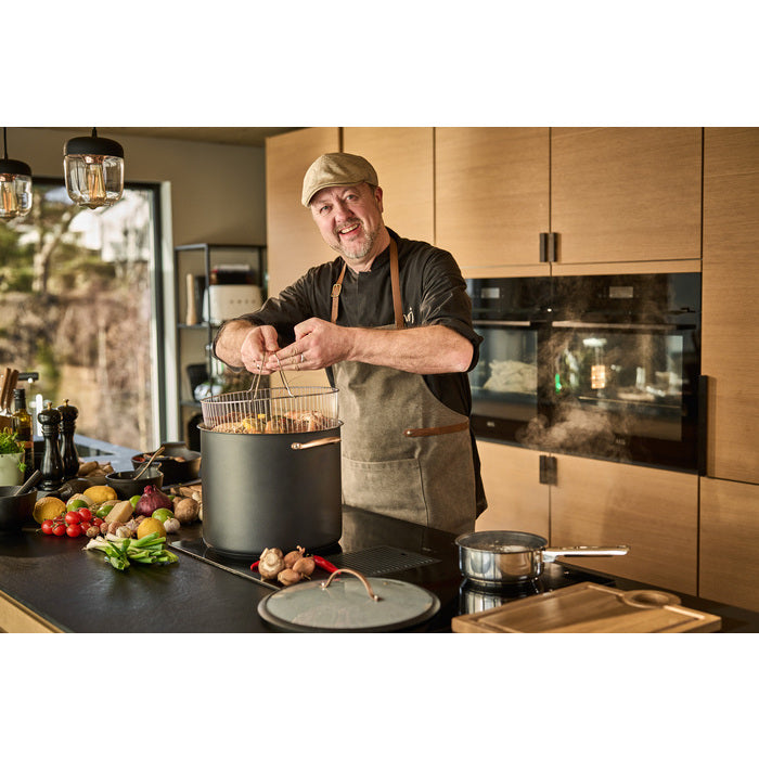 Modern House Black Copper Gryta med ångkorg 18 l-Holykitchen