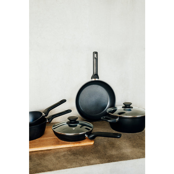 Modern House Kitchen Essentials Grytsats s/5 1,6/ 2,2/ 3,8 l-Holykitchen