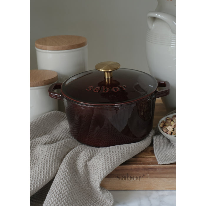 Sabor  Gjutjärnsgryta 2 L zinfandel mässing