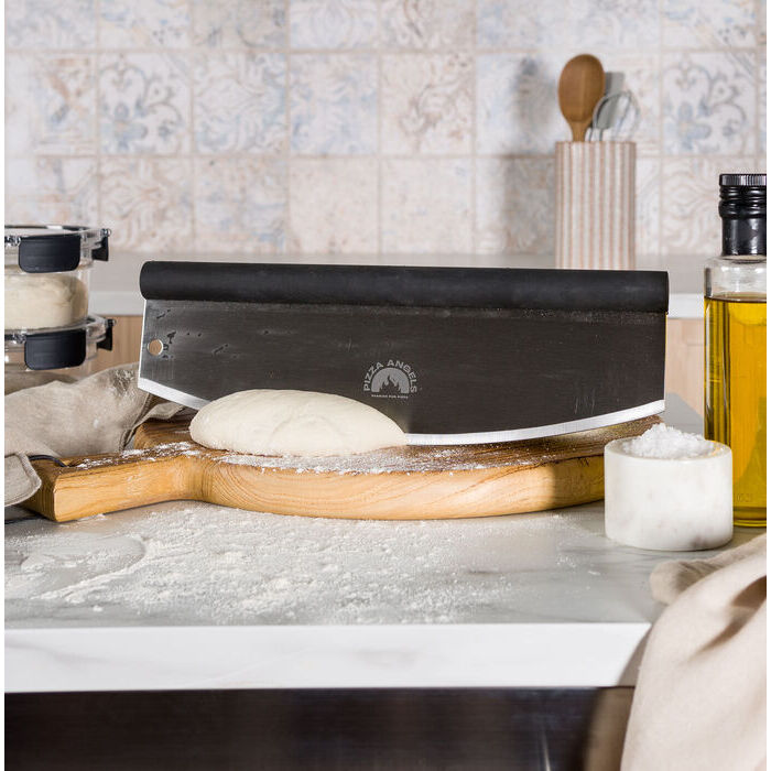 Modern House Pizza Angels Pizzaskärare