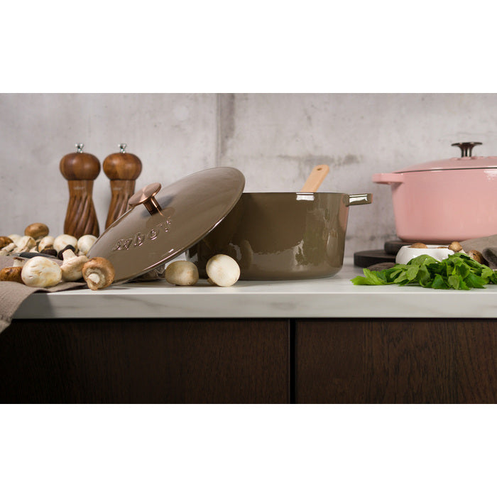 Sabor Gjutjärnsgryta 24 cm 4,4 L mahogny-Holykitchen