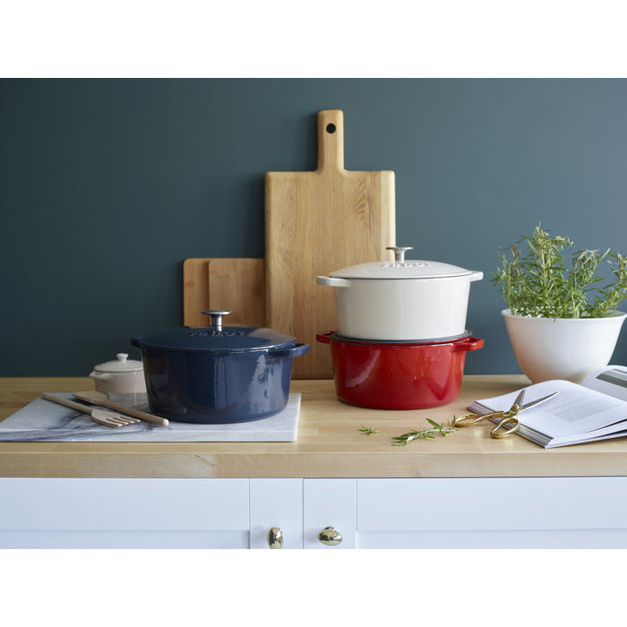 Sabor Gjutjärnsgryta 4,4 L röd-Holykitchen