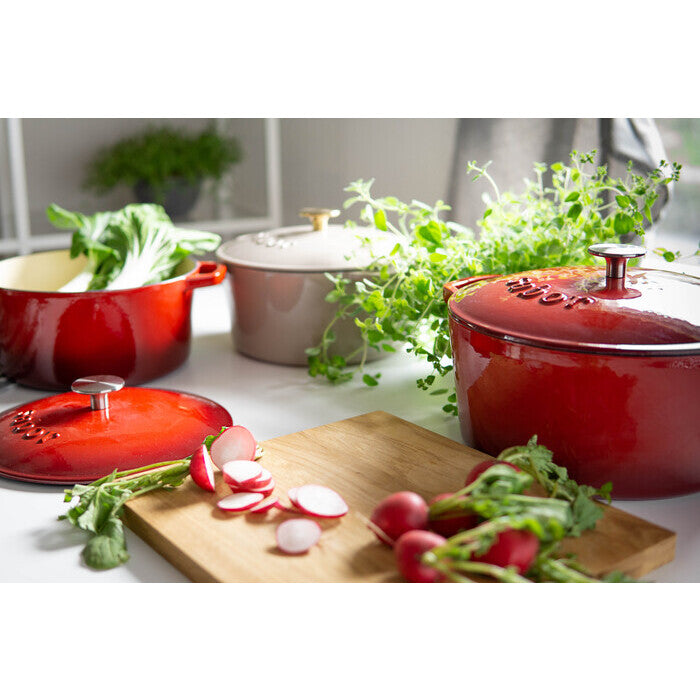 Sabor Gjutjärnsgryta 4,4 L röd-Holykitchen