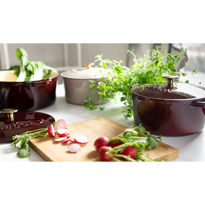 Sabor  Gjutjärnsgryta 6,7 L zinfandel/mässing