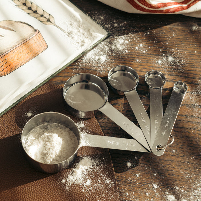 Anders Petter Steel Essentials Mejselset s/5 1/ 5/ 15/ 50/ 100 ml-Holykitchen