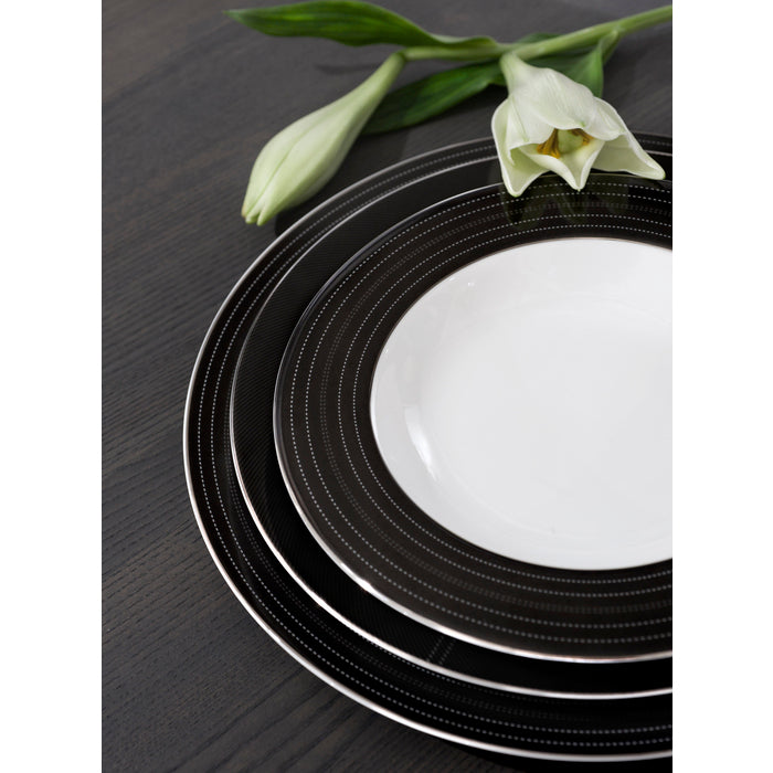 Magnor Lerkruka djup hög. Mörk 23 cm.