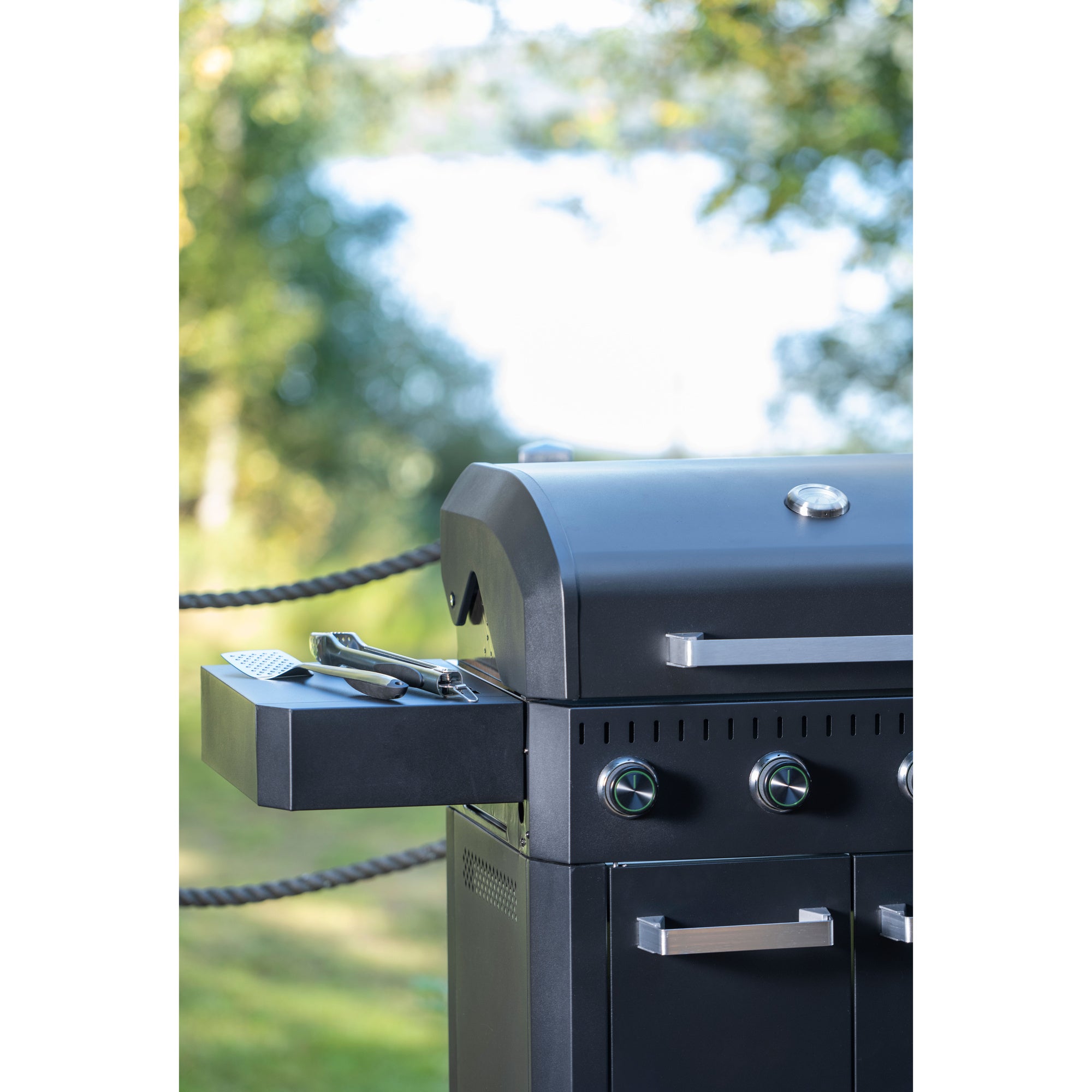 Mustang Gasolgrill Connoisseur 4+1-Holykitchen
