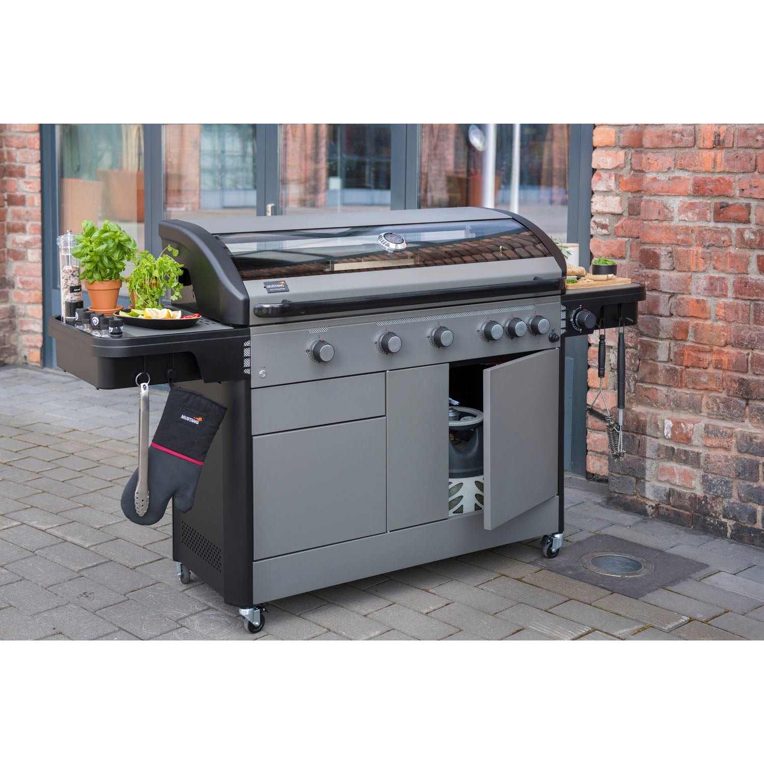 Mustang Gasgrill Sapphire 5+2 325424-Holykitchen