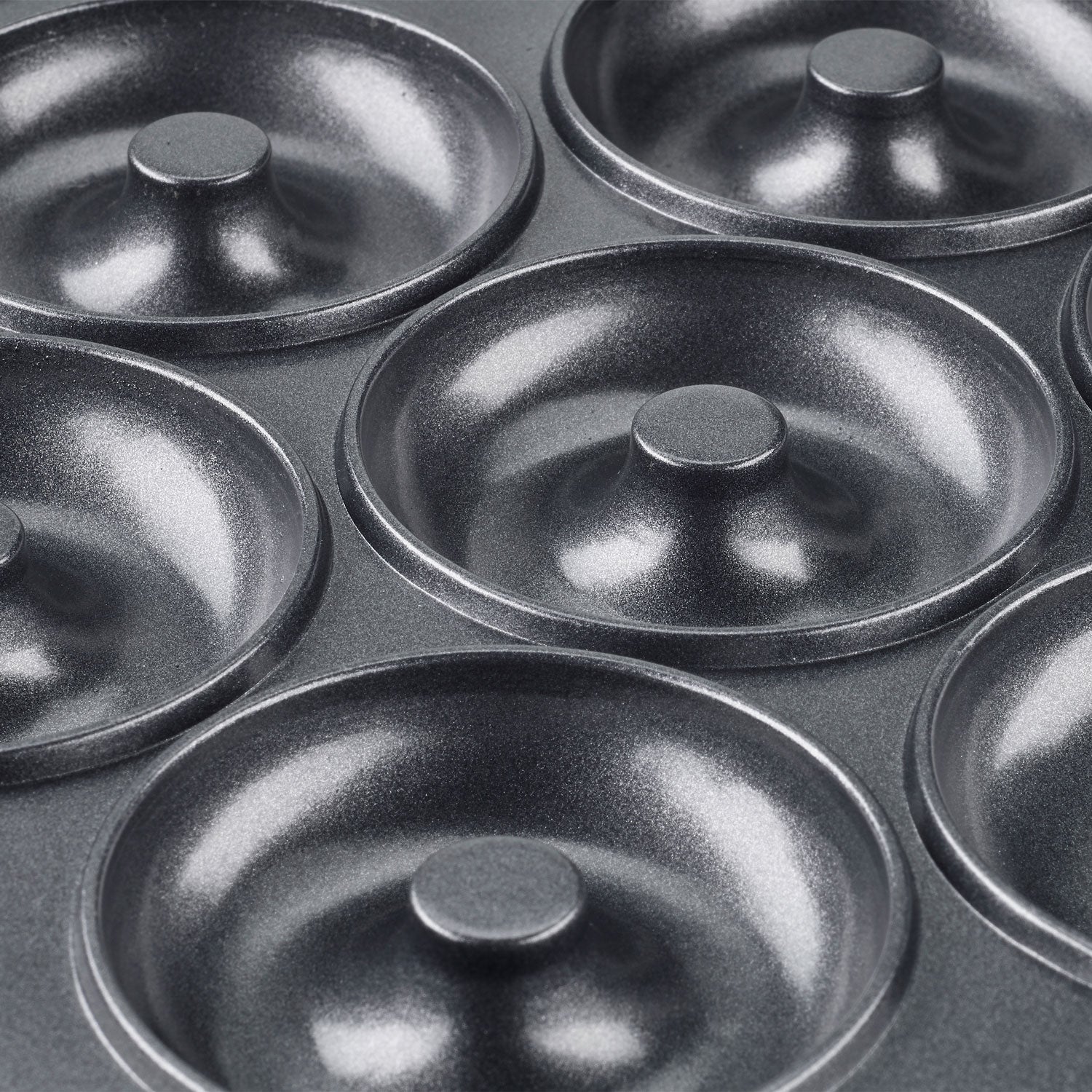 Champion Donut Maker 7 Munkar 700W DM110 Svart-Holykitchen