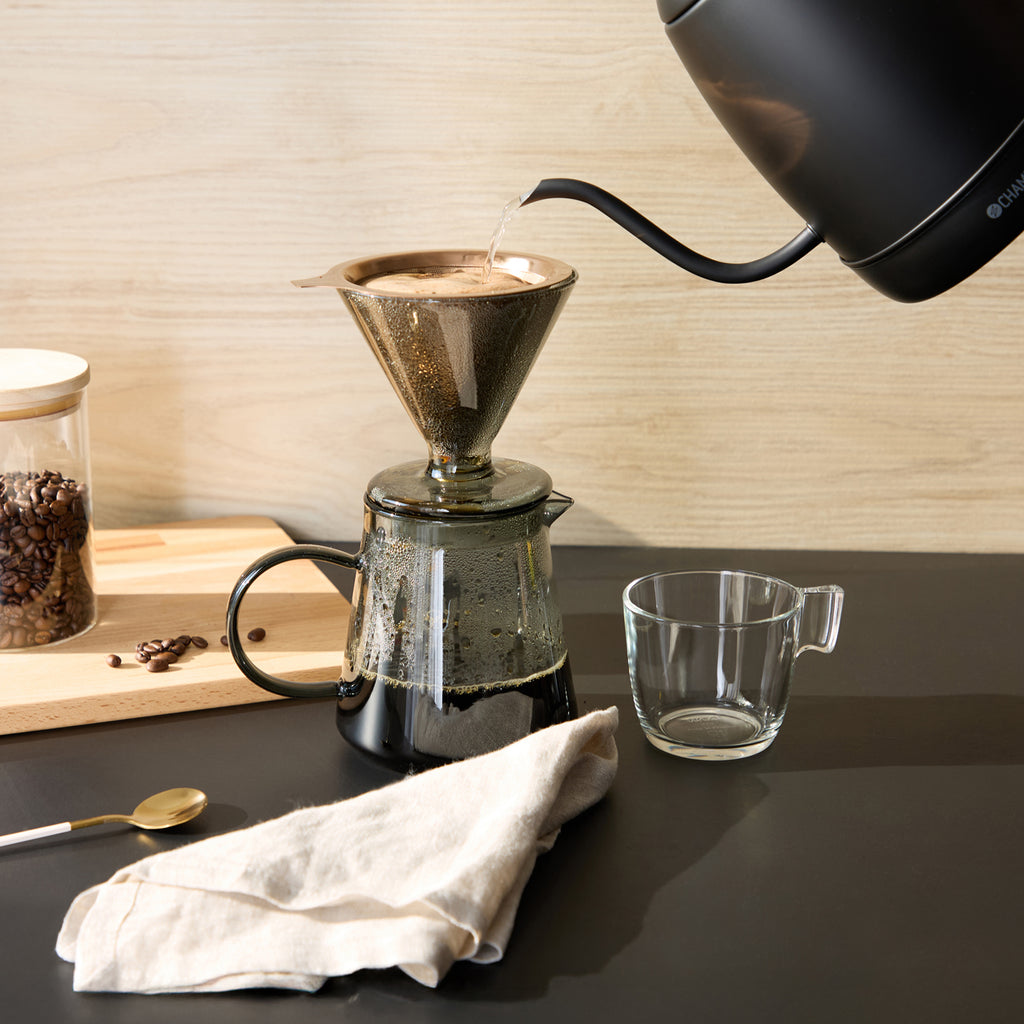 Champion Vattenkokare Pour Over Elegant 1L VK700 Mattsvart-Holykitchen