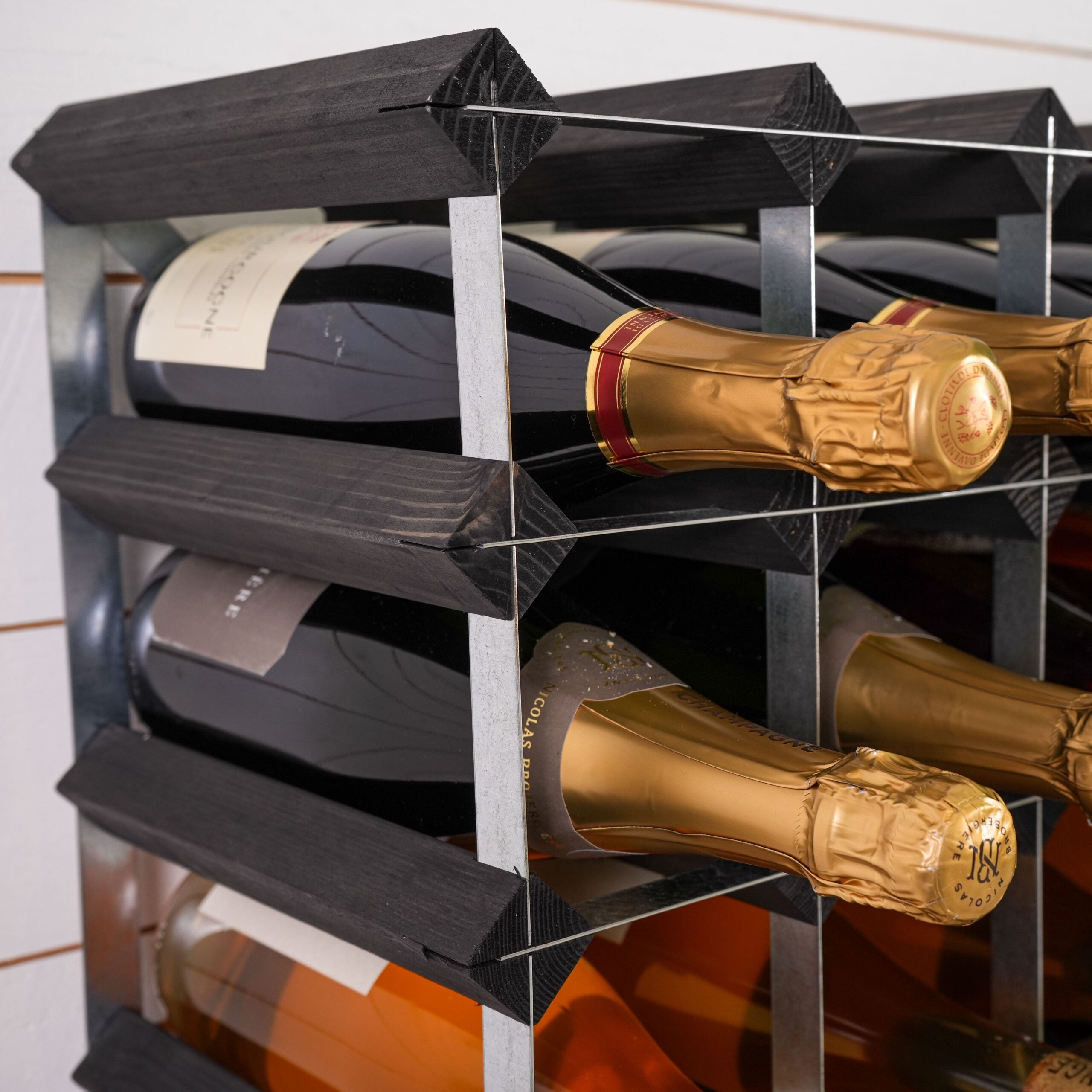 The Swedish Wine Rack Factory Vinställ 9 Flaskor Monterat Svart-Holykitchen