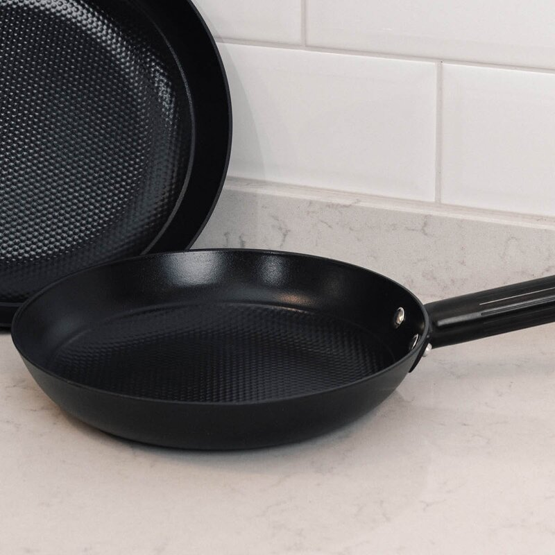 Vargen & Thor Aska gjutjärnspanna 24 cm svart-Holykitchen