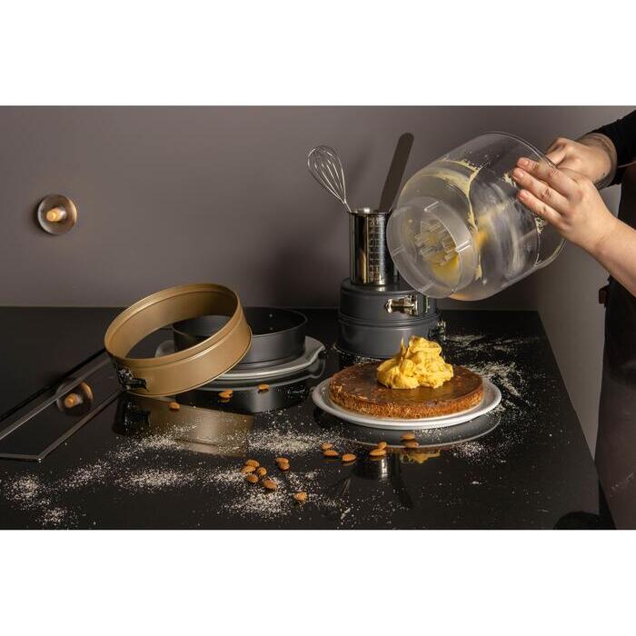 Modern House bAYk Kakfat med springform och lock D26 cm-Holykitchen