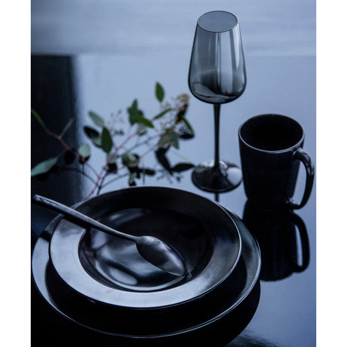Magnor Noir platt tallrik 28 cm-Holykitchen