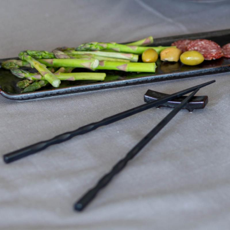 Stiernholm Mörke ätpinnar 4-pack svart-Holykitchen