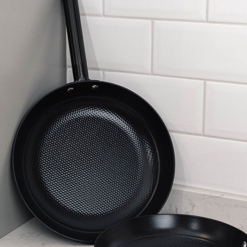 Vargen & Thor Aska gjutjärnspanna 28 cm svart-Holykitchen